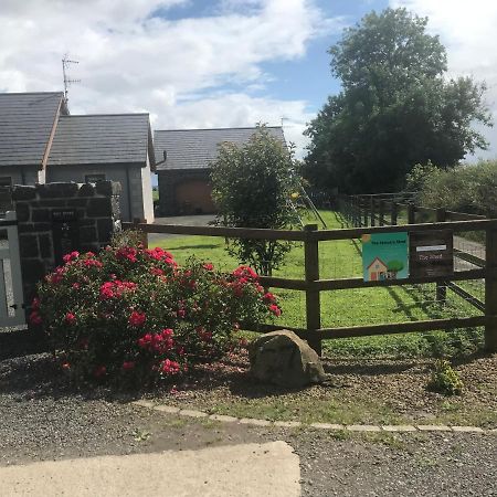 The Shed. Apartment Knockloghrim Bagian luar foto